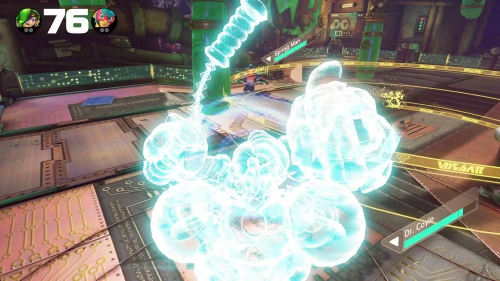 Personnage Dr Coyle ajouté dans la version 5 du jeu Arms : invisibilité