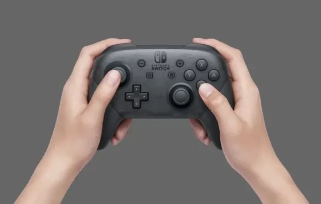 Présentation de la Nintendo Switch : manette Nintendo Switch Pro controller